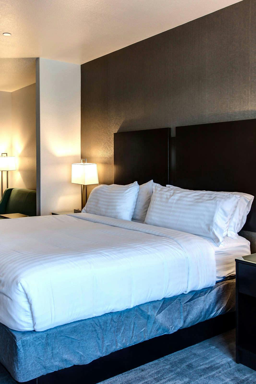 Hotel Holiday Inn Express & Suites Gatesville - N. Ft Hood photo 3