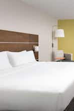 Hotel Holiday Inn Express & Suites San Antonio North - Windcrest photo 3
