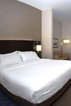 Hotel Holiday Inn Express & Suites Lancaster East - Strasburg photo 2