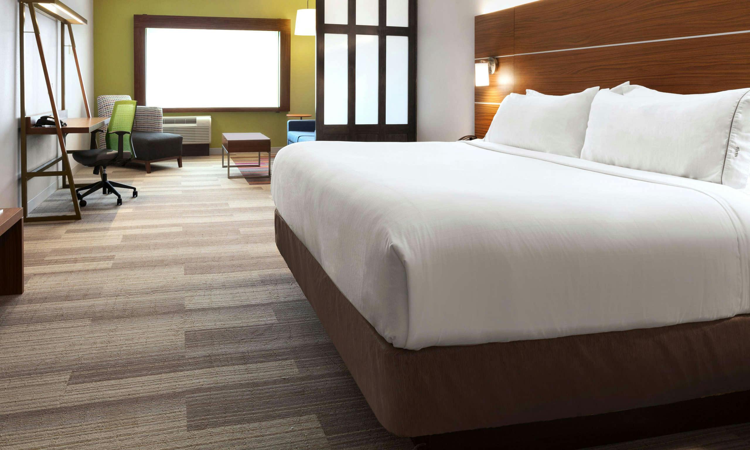 Holiday Inn Express & Suites McAllen - Medical Center Area