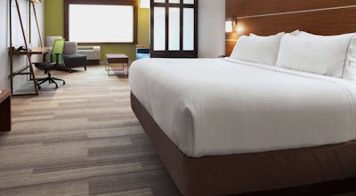 Holiday Inn Express & Suites McAllen - Medical Center Area