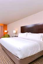 Hotel Holiday Inn Express & Suites Houston NW - Tomball Area photo 2
