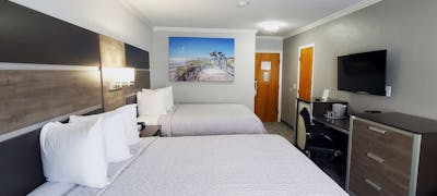 Ambassador Inn & Suites South Yarmouth
