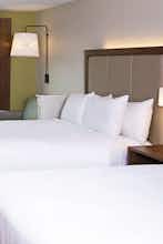 Hotel Holiday Inn Express & Suites Greenwood Mall photo 3