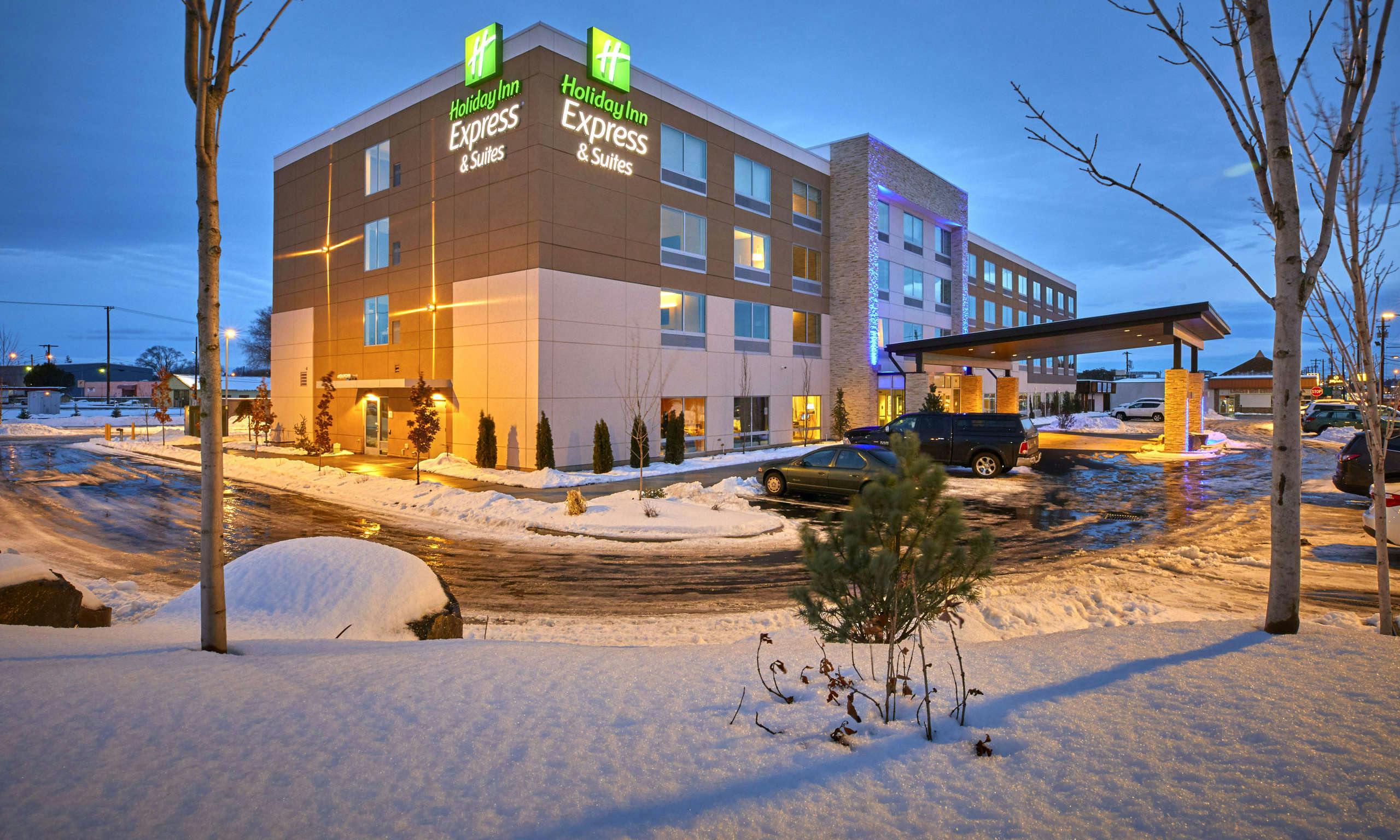 Holiday Inn Express & Suites Hermiston Downtown