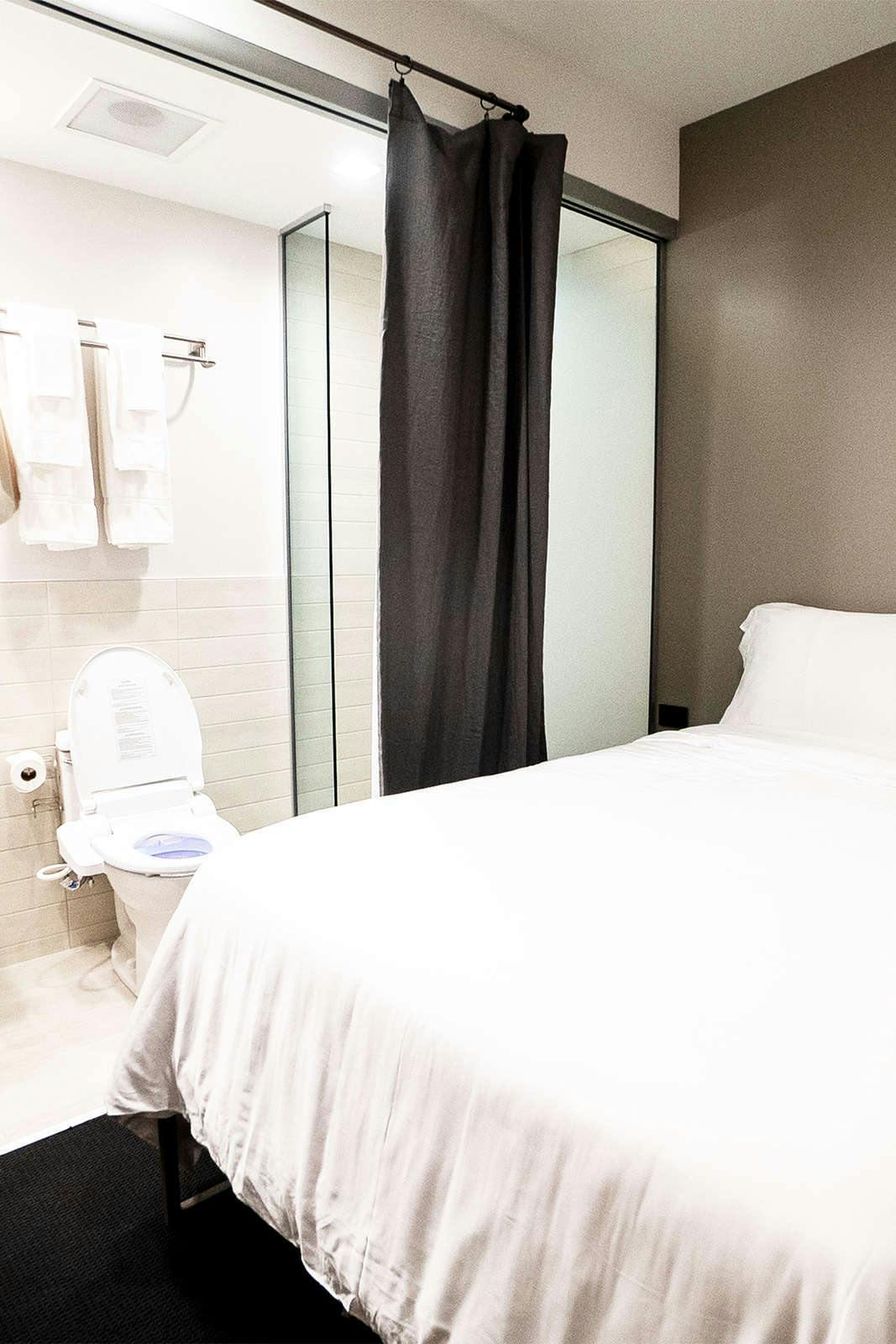 Hotel SOVA Micro-Room & Social Hotel photo 4