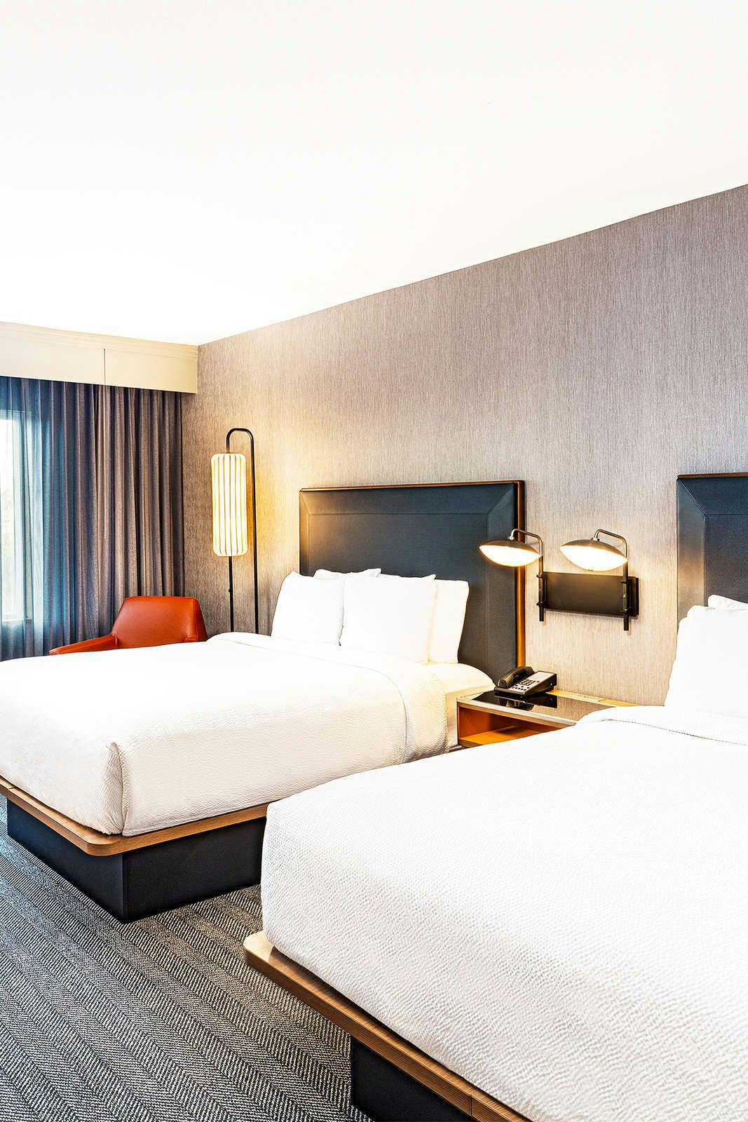 Hotel Courtyard by Marriott Anaheim Resort/Convention Center photo 1