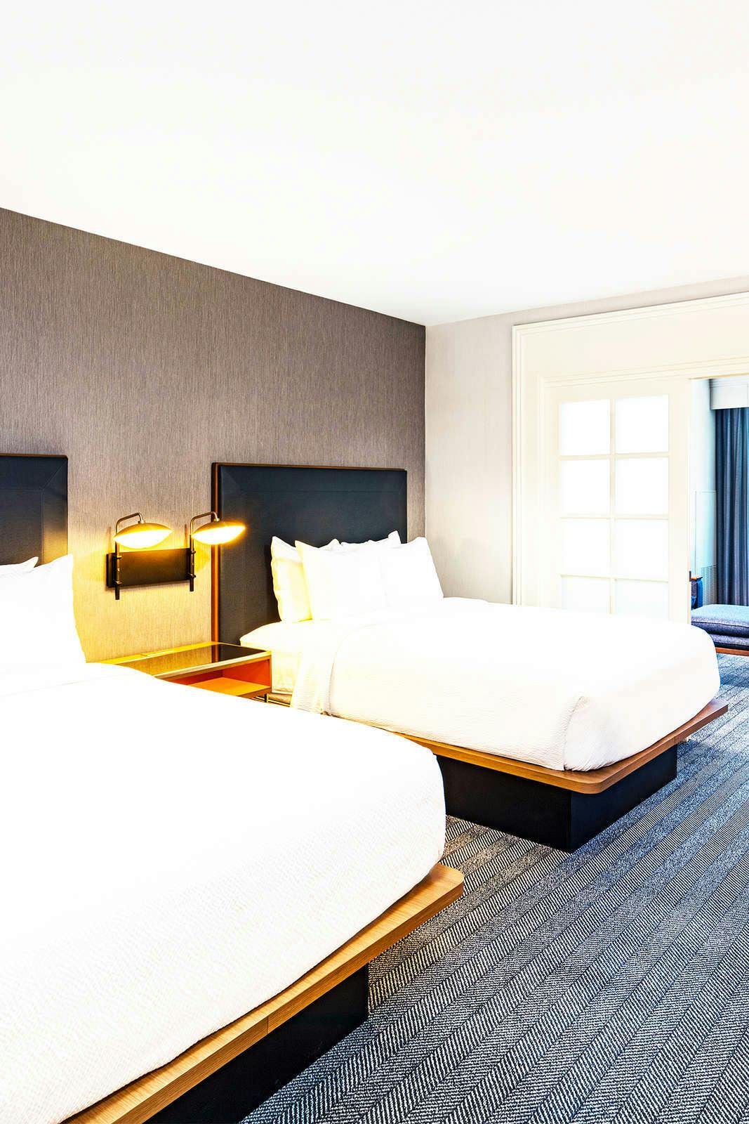 Hotel Courtyard by Marriott Anaheim Resort/Convention Center photo 2