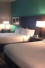 Hotel Holiday Inn Express Madison photo 3