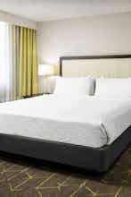 Hotel Holiday Inn & Suites Boston-Peabody by IHG photo 2