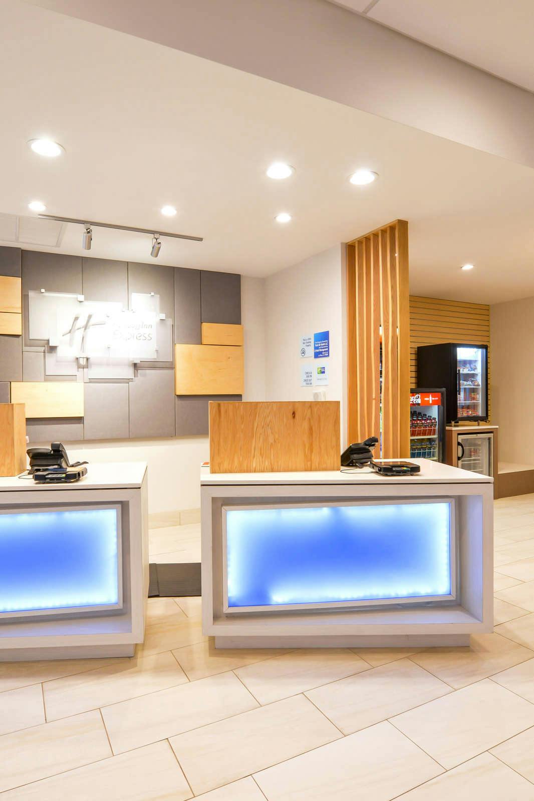 Hotel Holiday Inn Express Donaldsonville photo 4