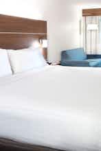 Hotel Holiday Inn Express Hilton Head Island photo 2