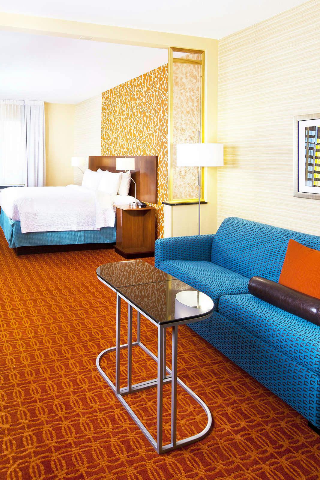 Hotel Fairfield Inn & Suites by Marriott Houston Hobby Airport photo 3