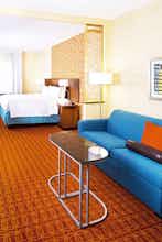 Hotel Fairfield Inn & Suites by Marriott Houston Hobby Airport photo 3