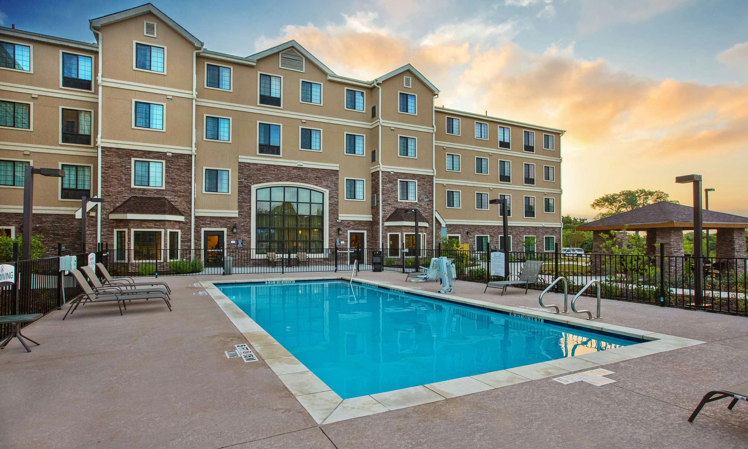 Staybridge Suites Austin South Interstate Hwy 35