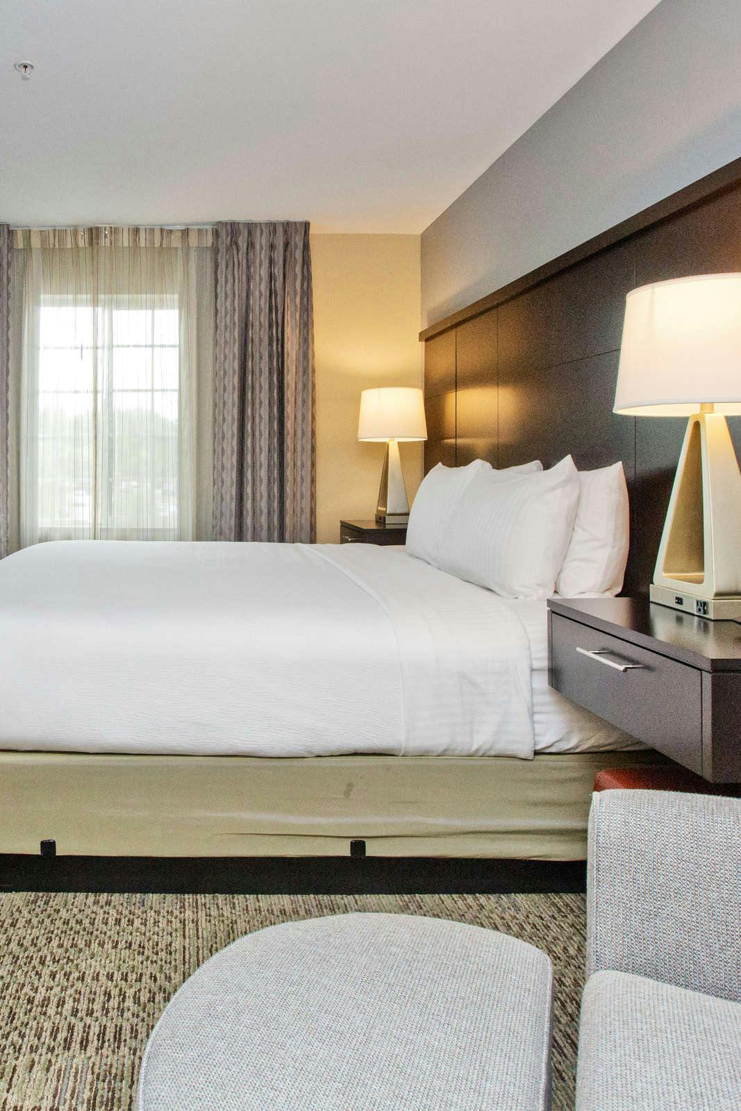 Hotel Staybridge Suites Austin South Interstate Hwy 35 photo 2