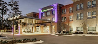 Holiday Inn Express & Suites Summerville