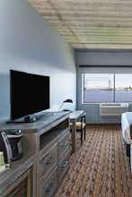 Hotel Pier B Resort photo 1