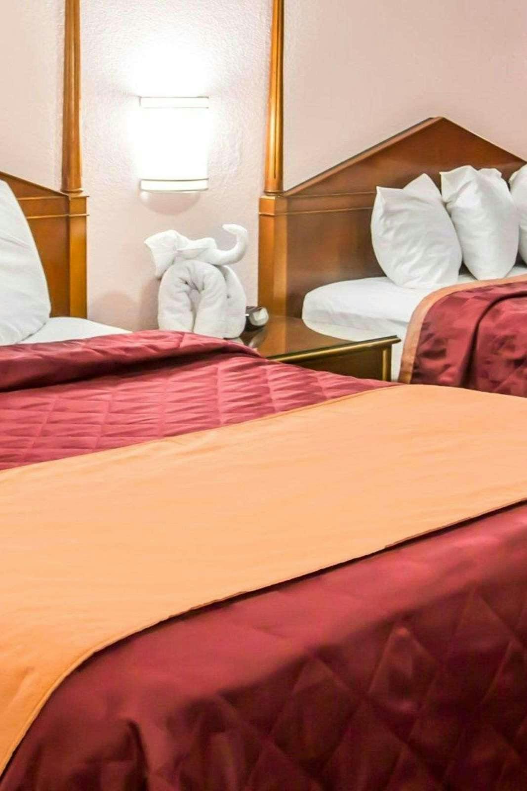 Hotel Rodeway Inn On Historic Route 66 photo 1