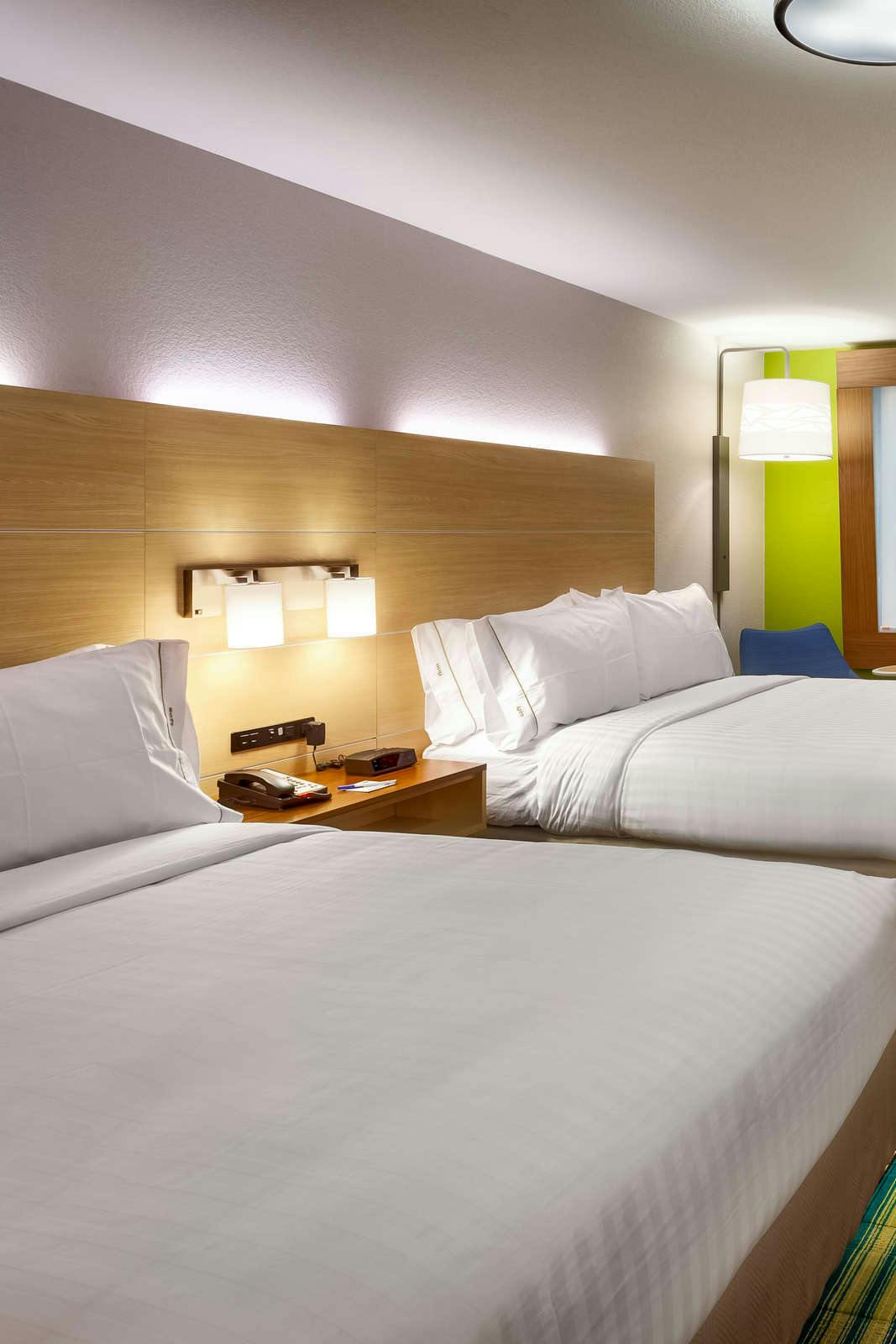 Hotel Holiday Inn Express & Suites Phoenix West - Buckeye photo 3