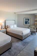 Hotel Hilton Marco Island Beach Resort photo 2