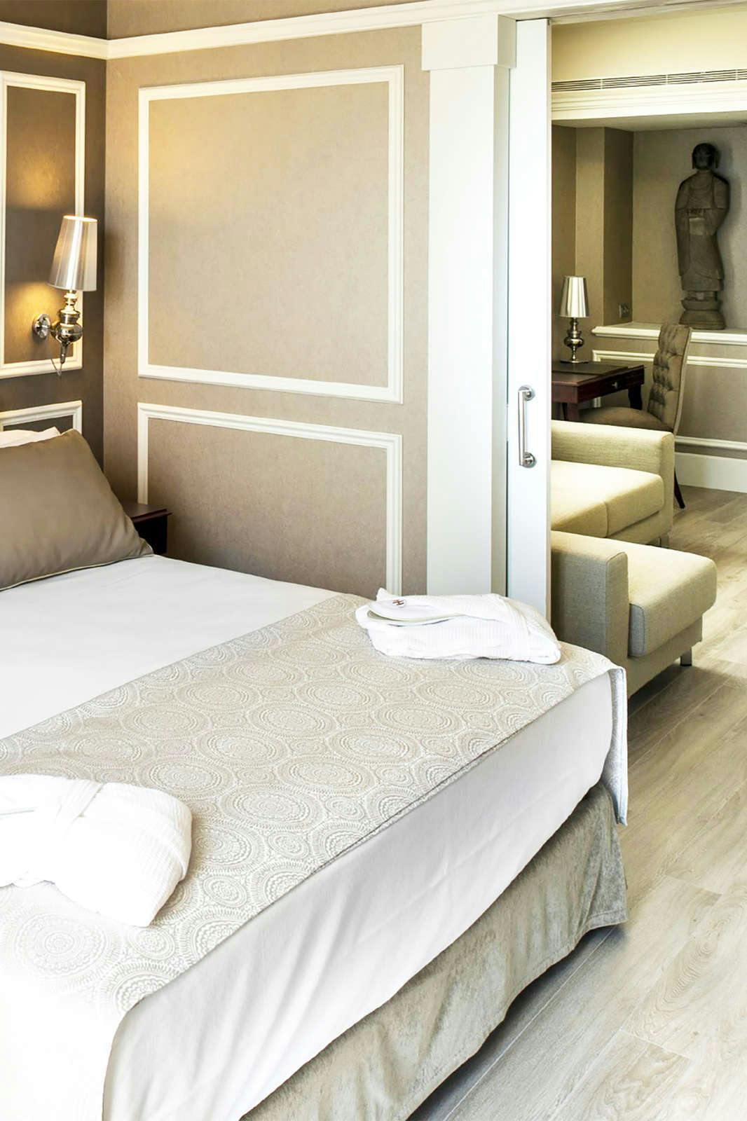 Hotel Catalonia Passeig de Gràcia photo 2