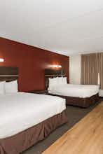 Hotel Red Roof PLUS+ & Suites Knoxville West-Cedar Bluff photo 4