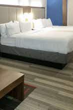 Hotel Holiday Inn Express Slidell photo 3