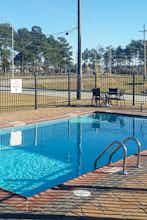 Hotel Holiday Inn Express Slidell photo 1
