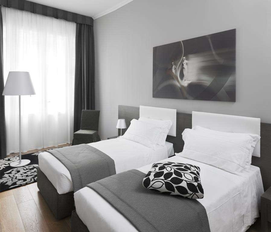 Hotel Palace Suite photo 1