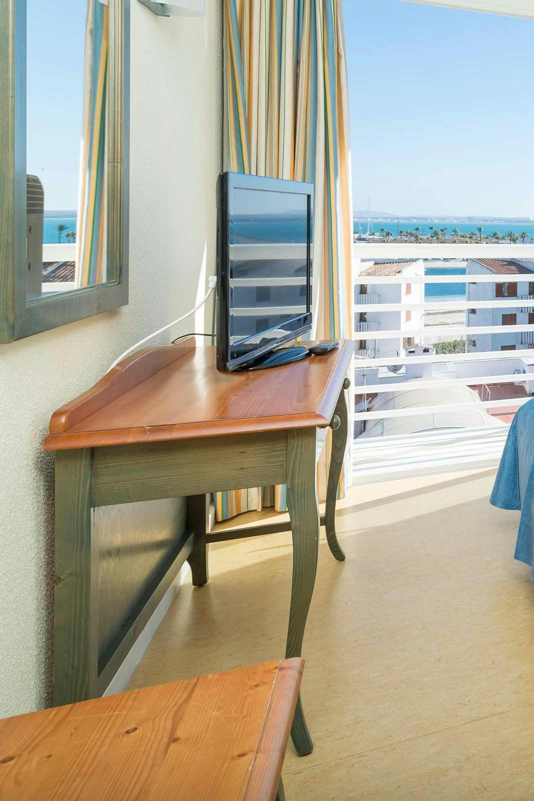 Hotel Caprice Alcudia Port photo 3