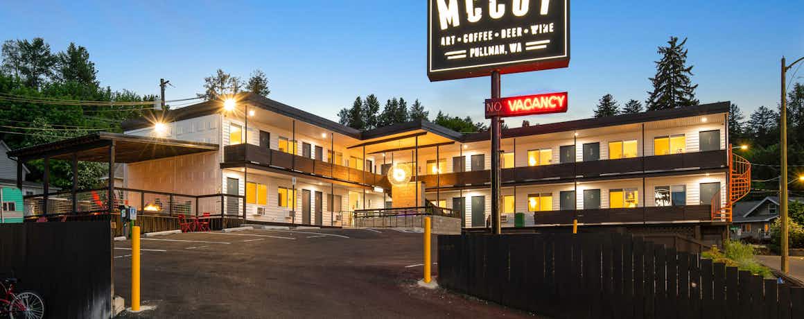 Hotel McCoy Pullman - Art, Coffee, Beer, Wine