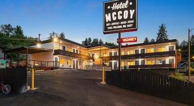 Hotel McCoy Pullman - Art, Coffee, Beer, Wine