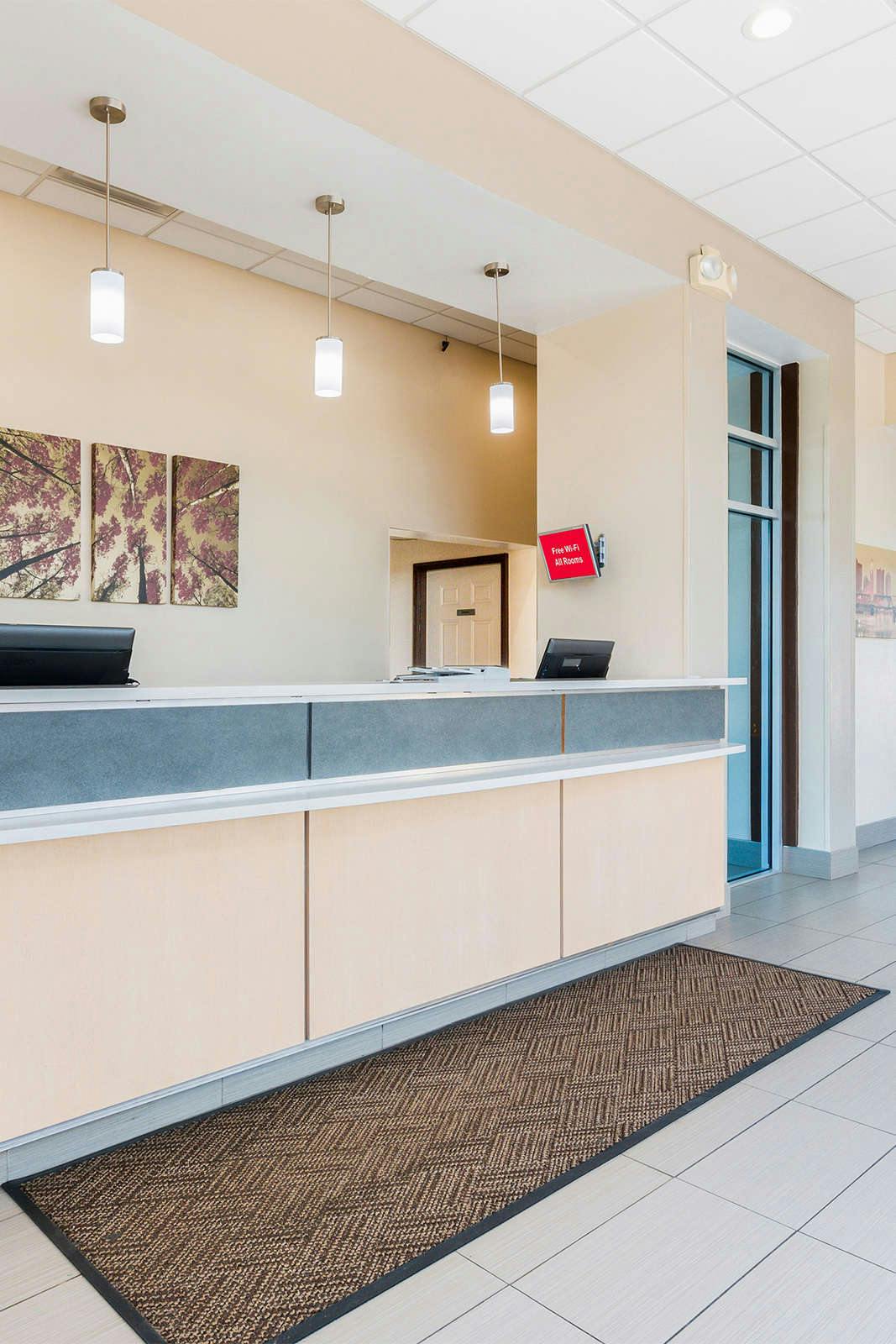 Hotel Red Roof Inn Columbus - Grove City photo 5