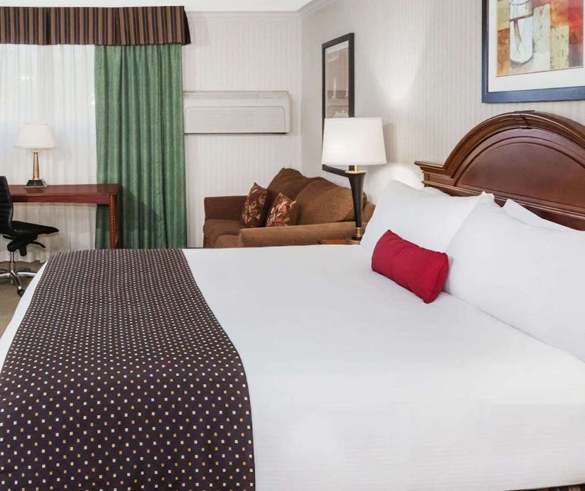 Wyndham Garden Warsaw Fort Wayne Hoteltonight