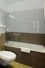 Hotel Kyriad Avignon Palais Des Papes photo 5