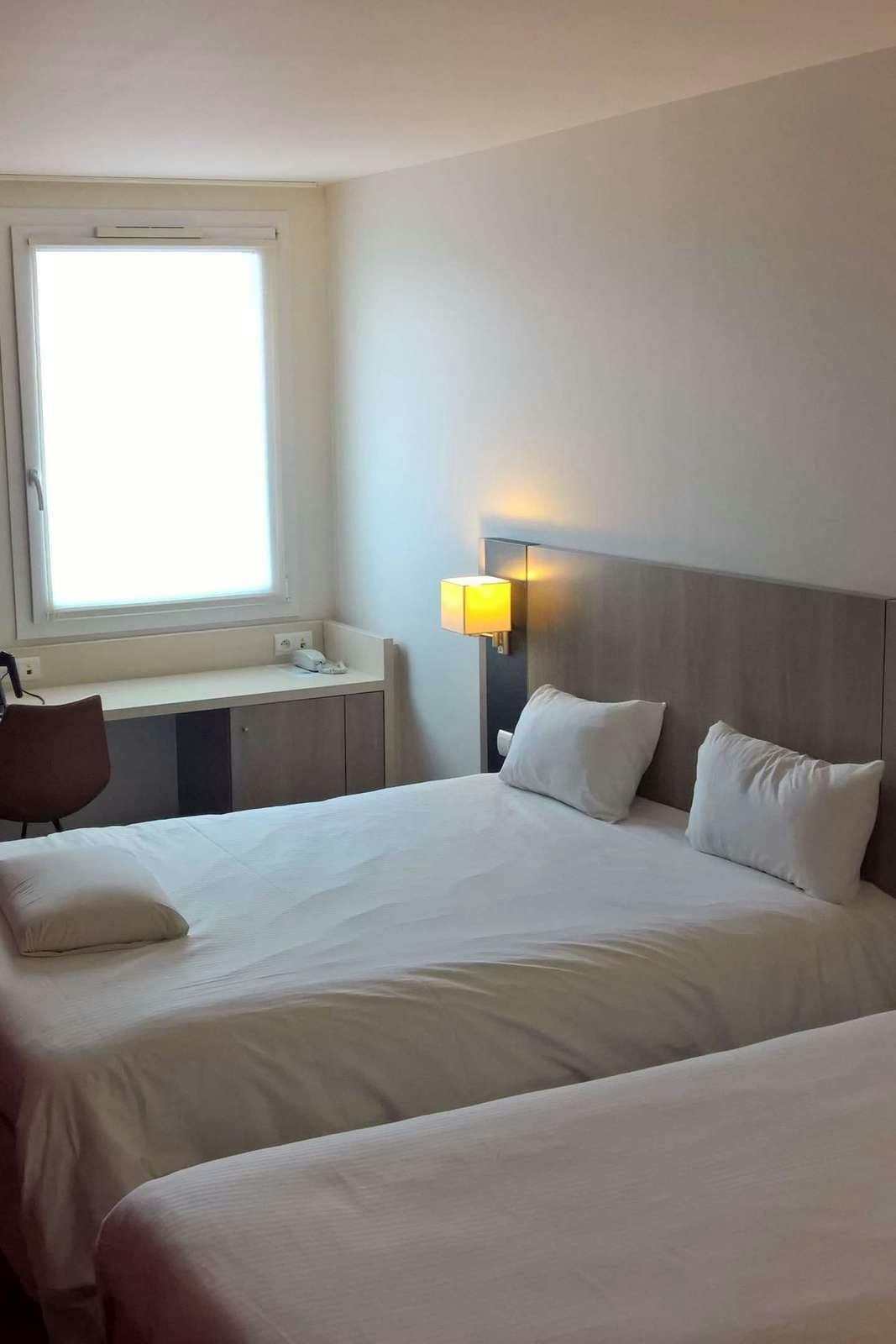 Hotel Kyriad Chartres photo 2