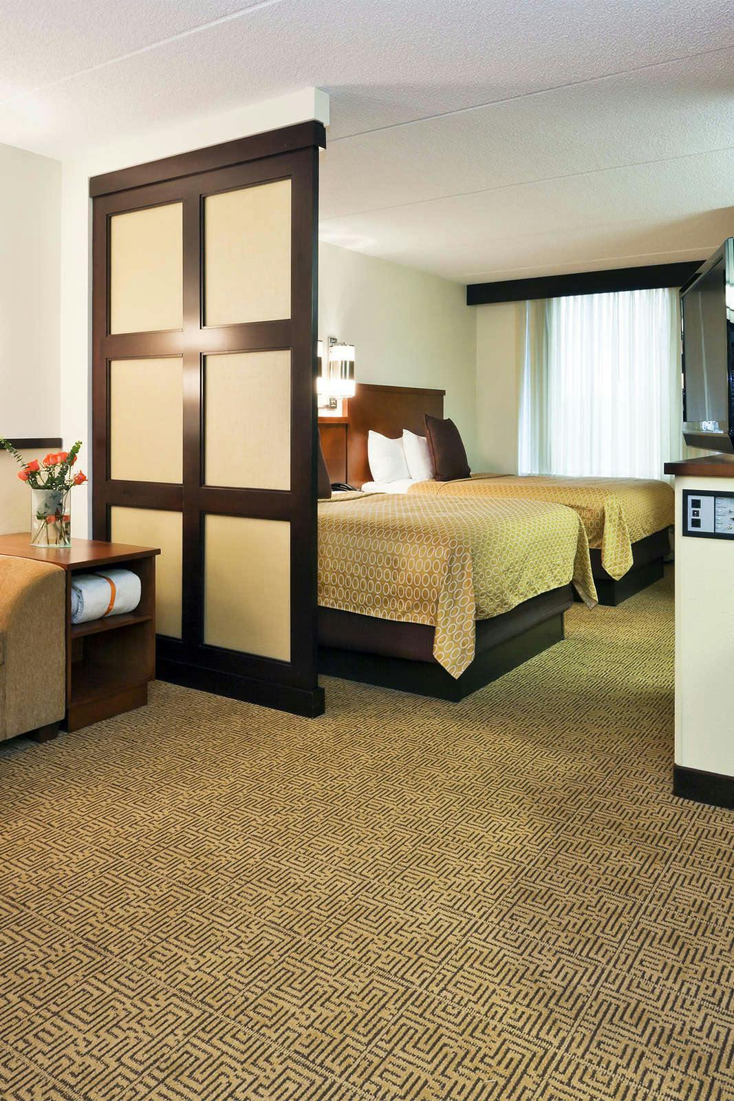 Hotel Hyatt Place Herndon Dulles Airport East photo 3