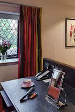 Hotel Great Fosters photo 4