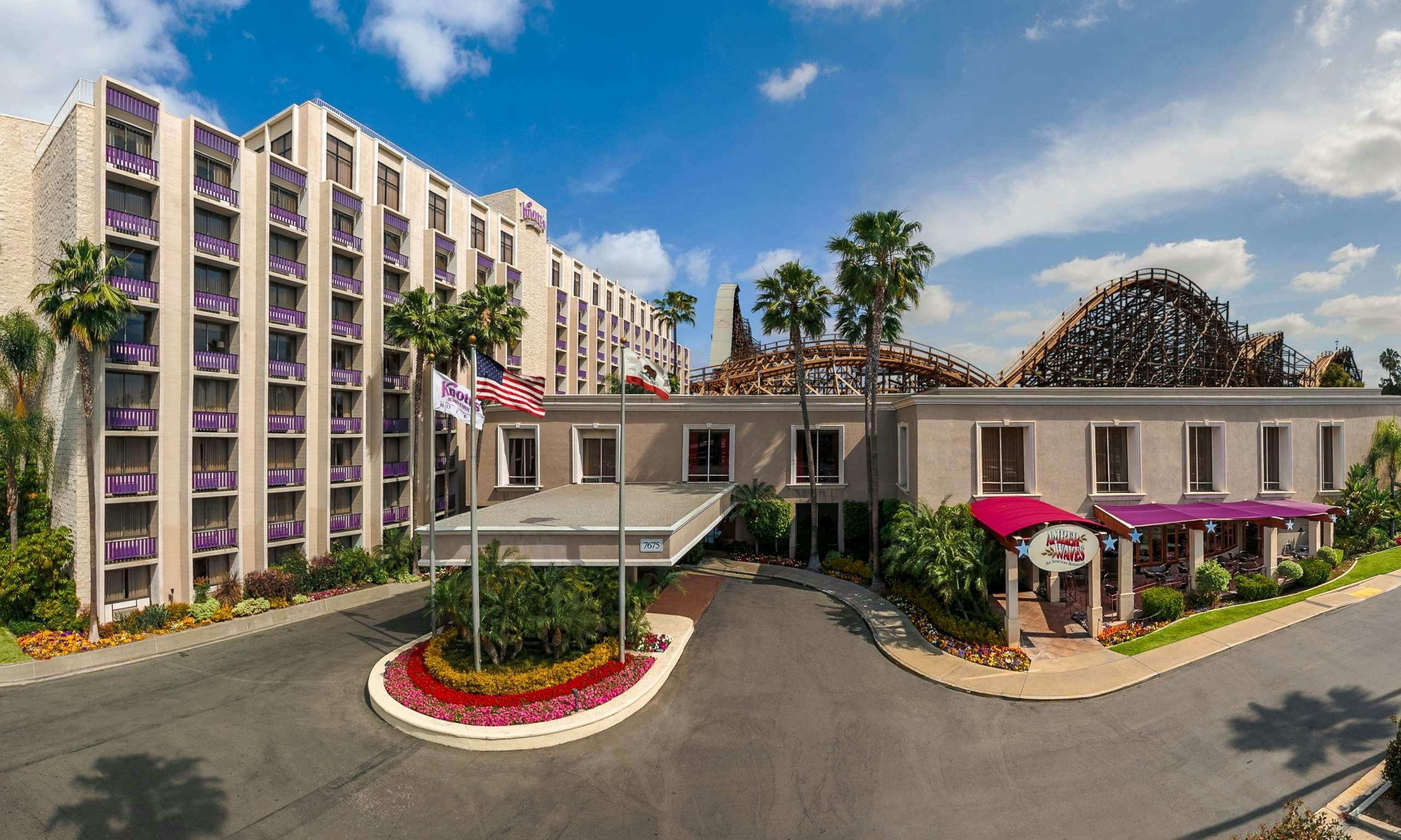 Knott's Berry Farm Resort Hotel
