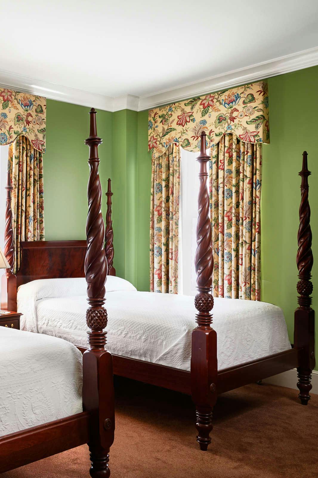 Hotel Planters Inn on Reynolds Square photo 5