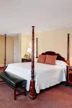 Hotel Planters Inn on Reynolds Square photo 2