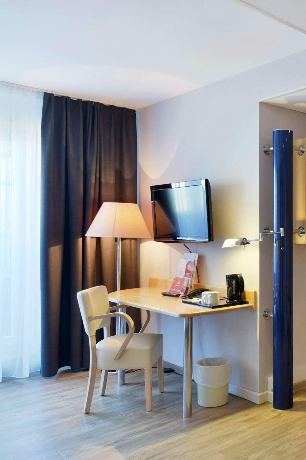 Hotel AMEDIA Hotel Dresden Elbpromenade photo 2