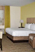 Hotel Candlewood Suites St. Clairsville photo 3