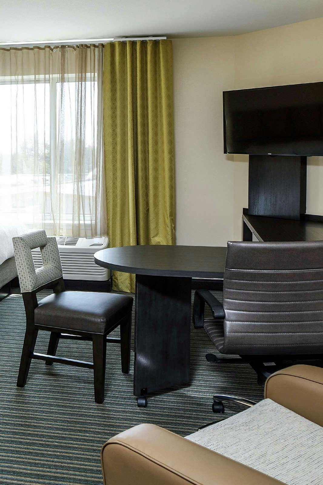 Hotel Candlewood Suites Newark South University Area photo 3