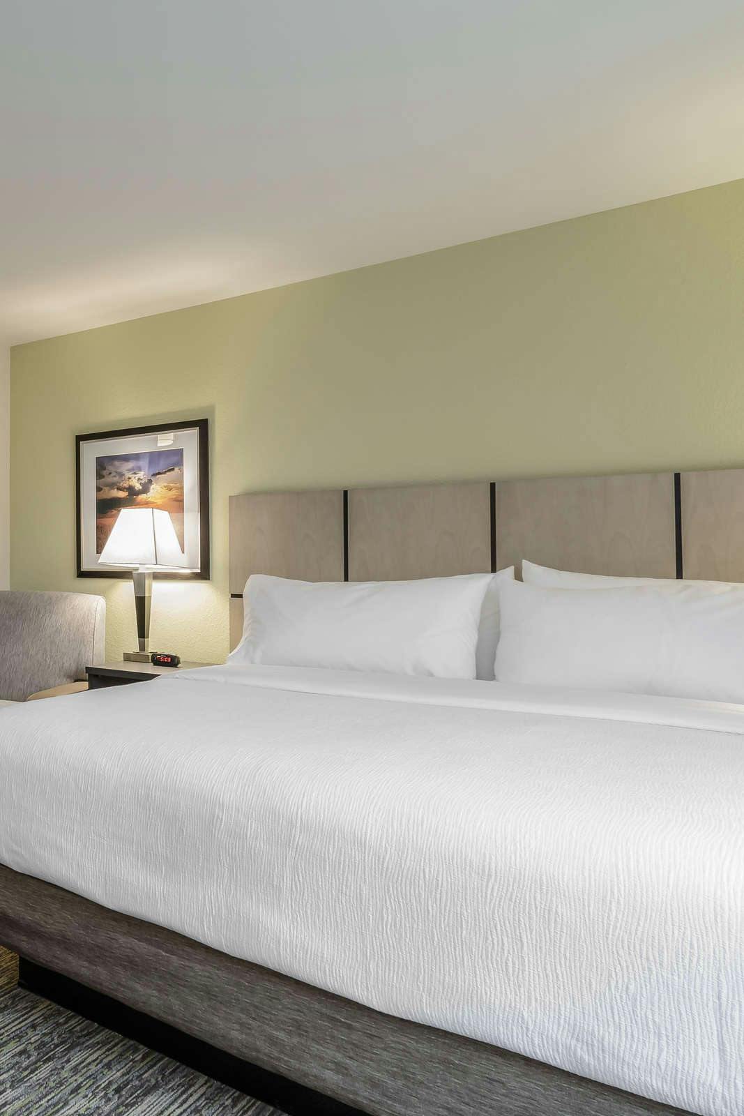 Hotel Candlewood Suites Mishawaka photo 5