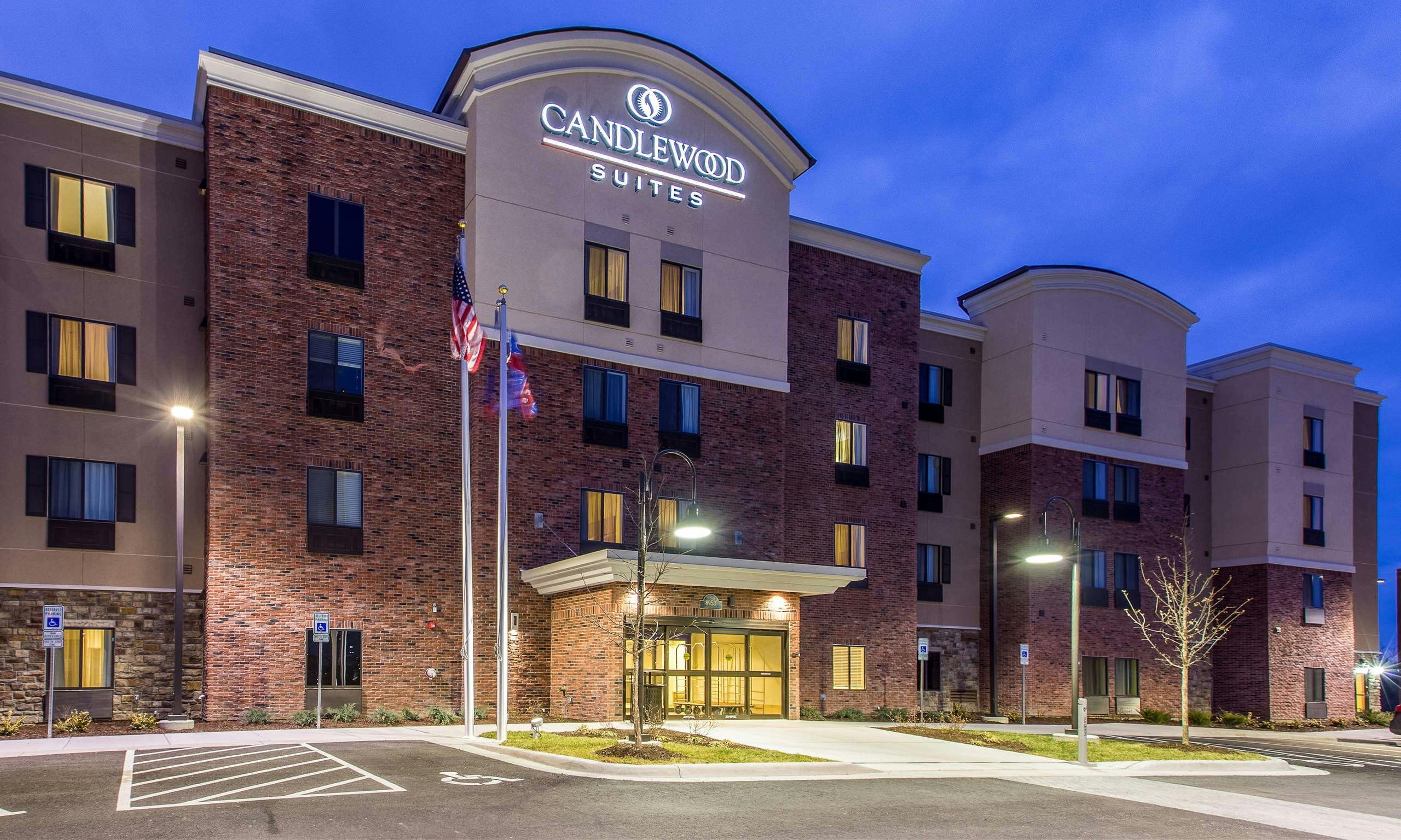 Candlewood Suites Overland Park - W 135th St.