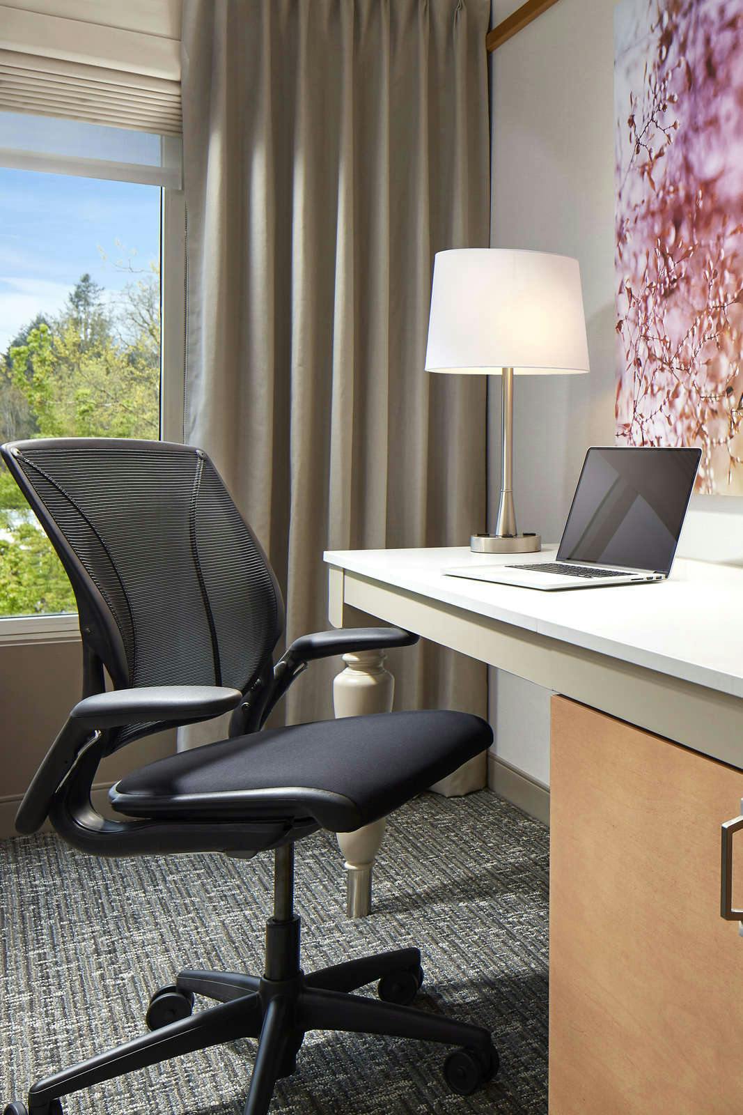 Hotel Hilton Garden Inn Portland/Lake Oswego photo 3