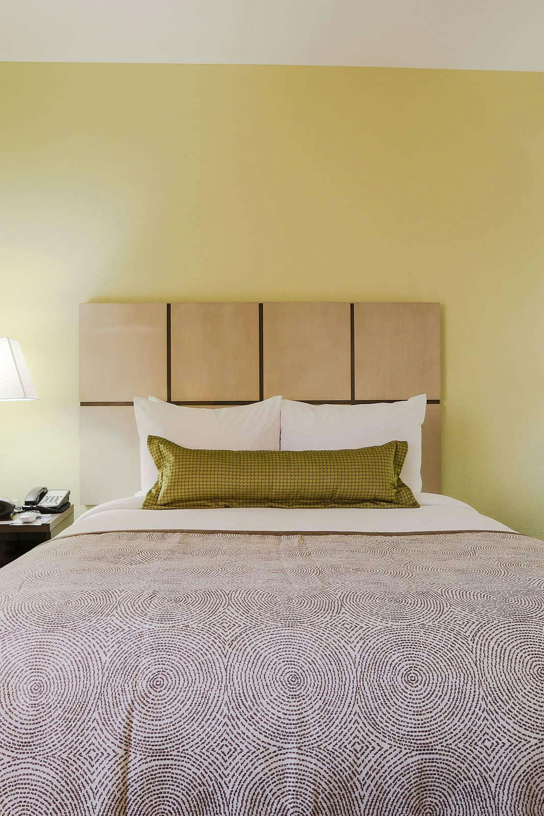 Hotel Candlewood Suites Auburn photo 1