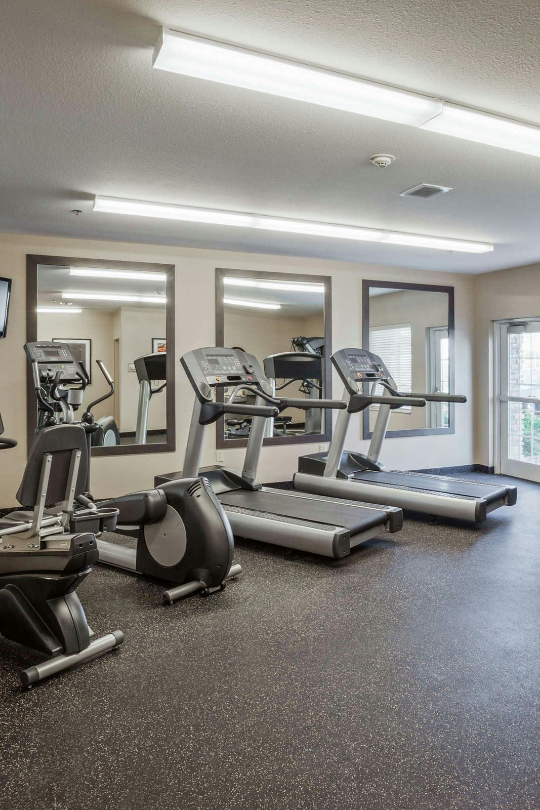 Hotel Candlewood Suites Oklahoma City Bricktown photo 5